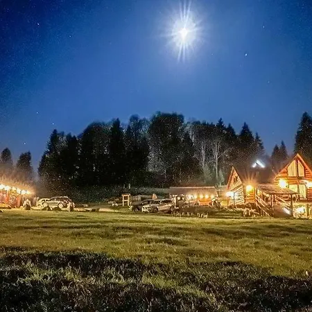 Cabana Cãsuta Din Pãdure Dealu Stefanitei